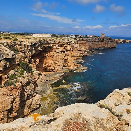 Appartamento Es Pujols Isla De La Calma Esterno foto